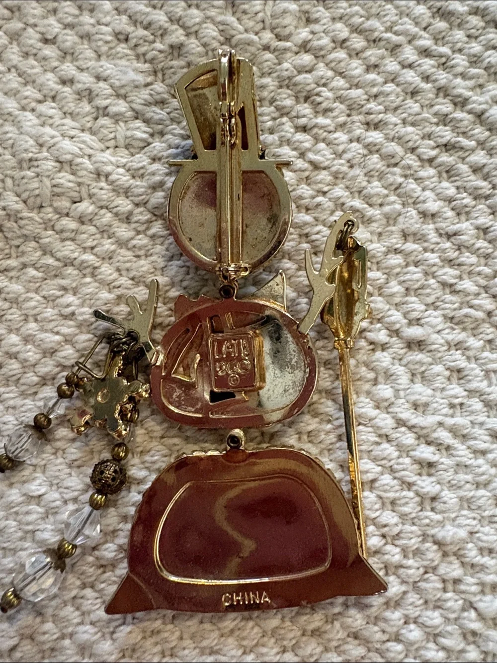 Lunch at the Ritz LATR 2GO Festive Snowman Brooch Pendant